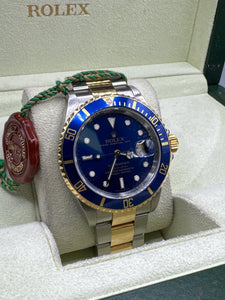 ROLEX SUBMARINER DATE 40MM BOX & PAPERS £9,450 WSN 3541