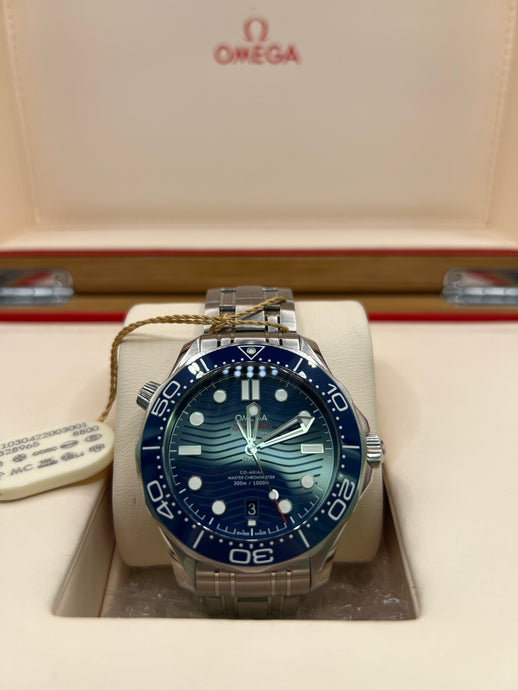 OMEGA SEAMASTER 300M 42MM BOX & PAPERS £4,250  WSN 3033