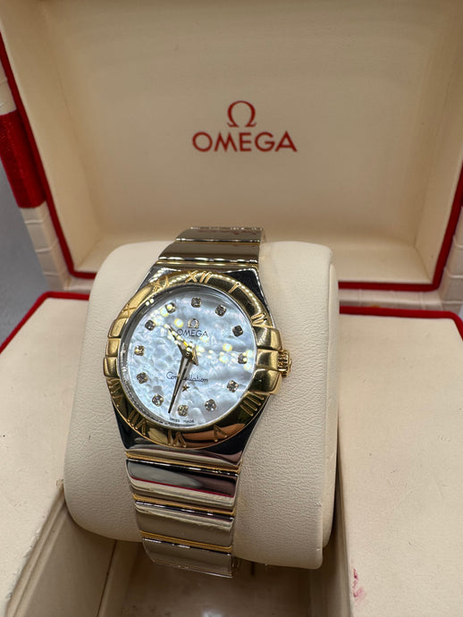 OMEGA CONSTELLATION QUARTZ 27MM BOX & PAPERS £3,450  WSN 2959