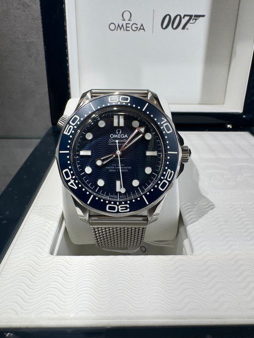 OMEGA SEAMASTER 60TH ANNIVERSARY 007 LTD EDITION 42MM BOX & PAPERS £6,900 WSN 3512