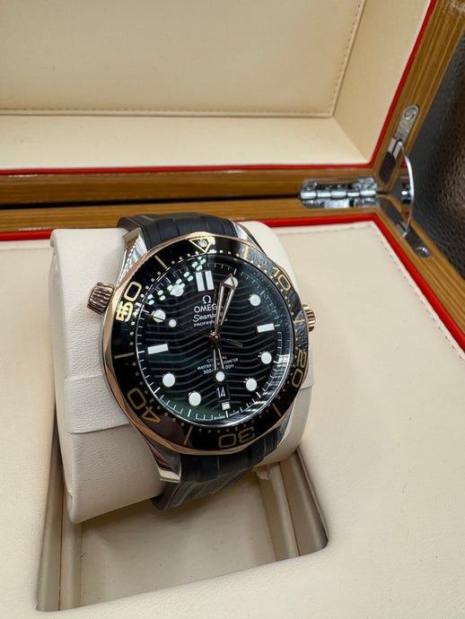 OMEGA SEAMASTER 42MM BOX & PAPERS £4,950 WSN 3447
