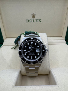 ROLEX SUBMARINER 41MM BOX & PAPERS £10,750 WSN 3367
