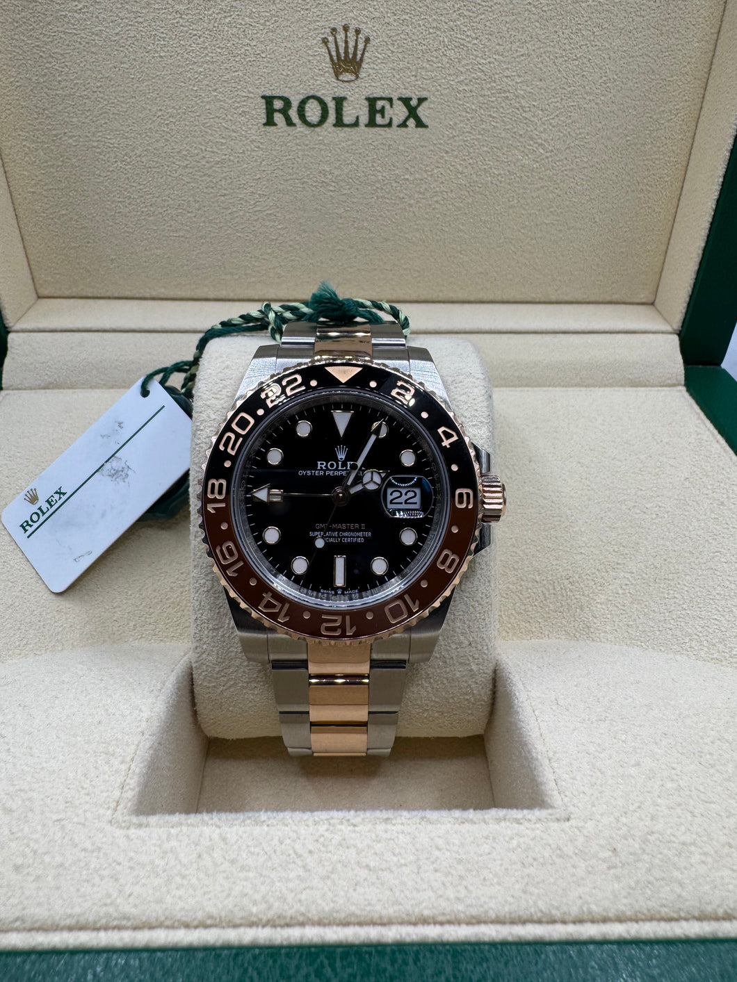 ROLEX GMT-MASTER II 'ROOTBEER' 40MM BOX & PAPERS £14,750 WSN 3460