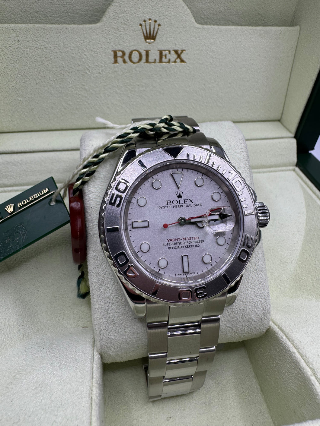 ROLEX YACHTMASTER 40MM BOX & PAPERS £7,950 WSN 3645
