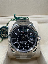 Load image into Gallery viewer, ROLEX SKY-DWELLER (WSN 3017)